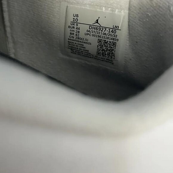 Jordan 4 Retro Navy Blue 💙 LIKE NEW + FREE NIKE SOCKS - Picture 6 of 12